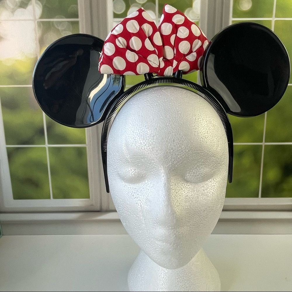 Vintage Disney Minnie’s Ears headband OS